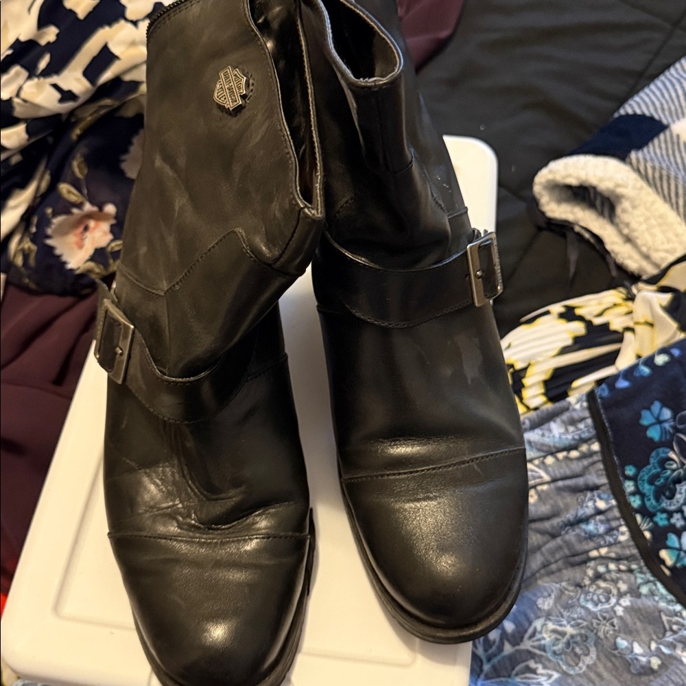 Harley Davidson Black Leather Boots with Buckle